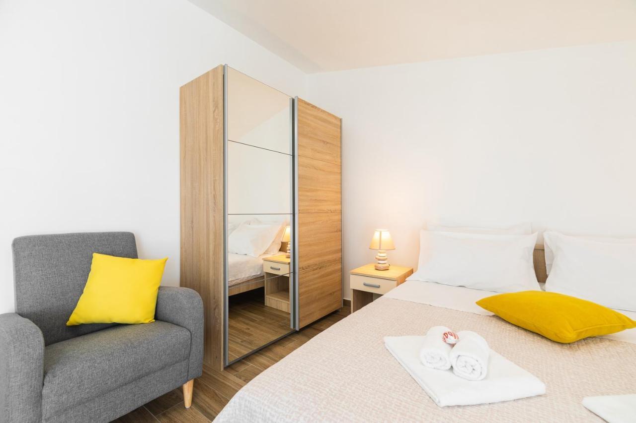 Fancy Apartments Dream Брна Екстериор снимка