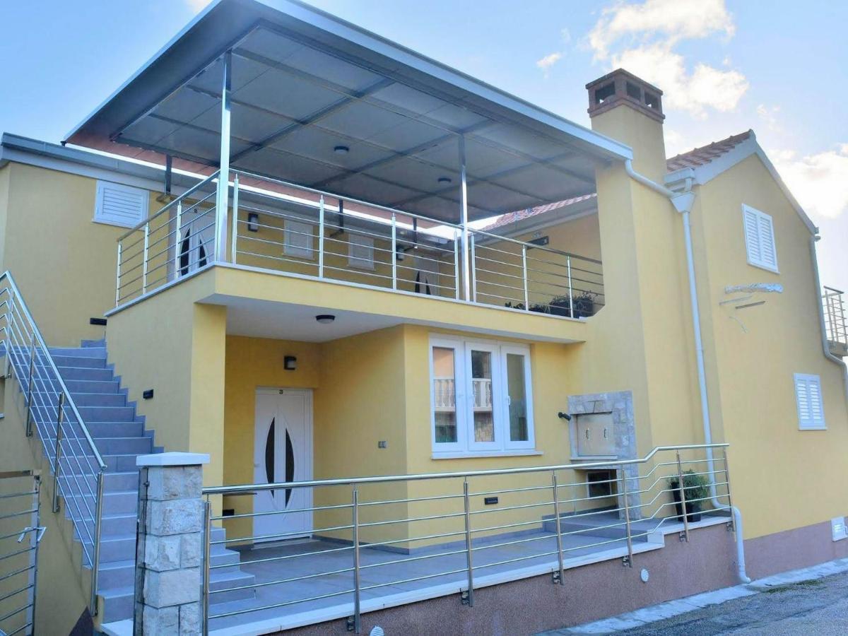 Fancy Apartments Dream Брна Екстериор снимка