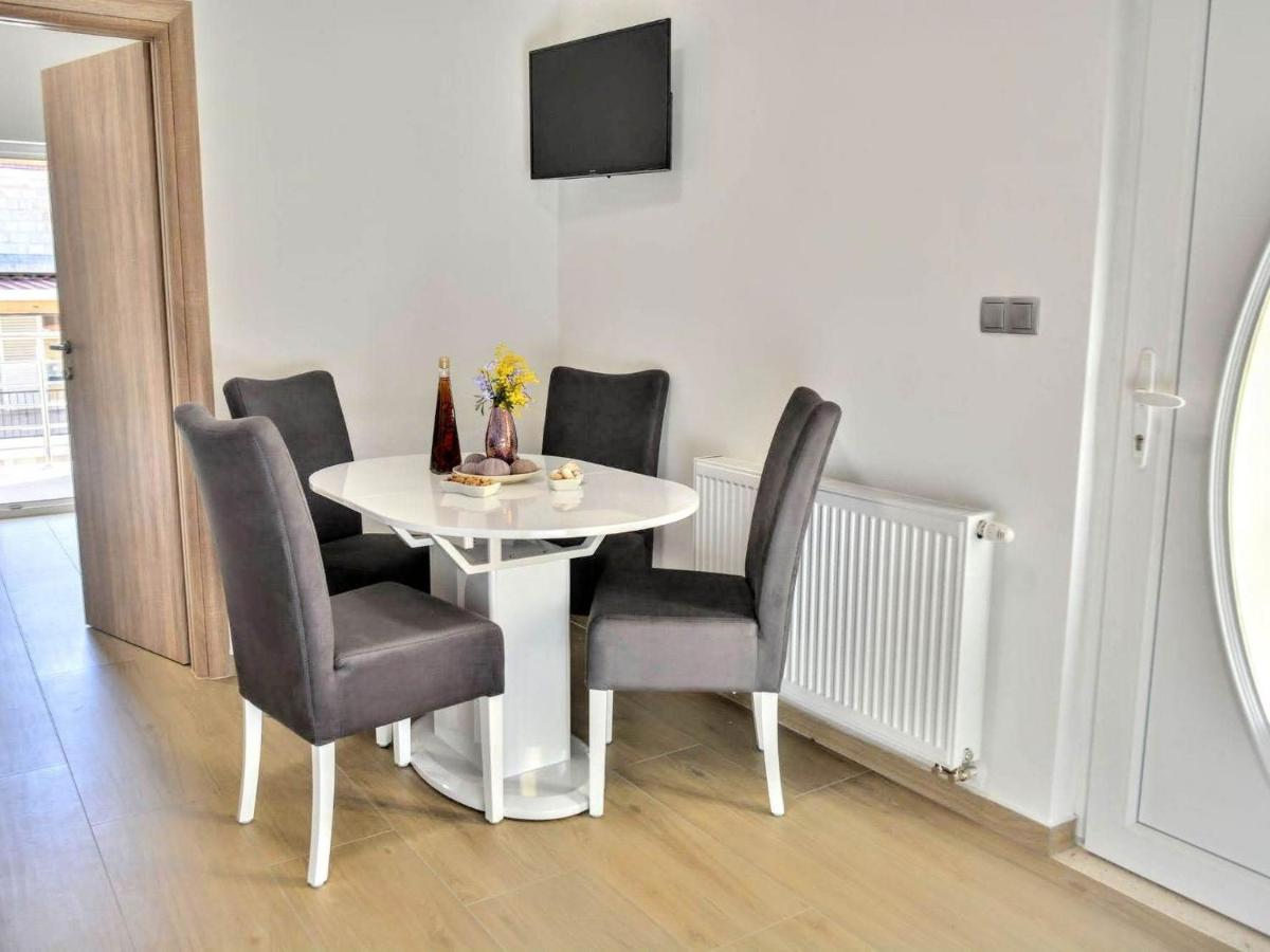 Fancy Apartments Dream Брна Екстериор снимка